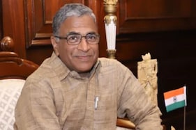 बिहार में परिवर्तन का सीधा असर राज्यसभा के समीकरण पर क्या हरिवंश देंगे इस्तीफा?