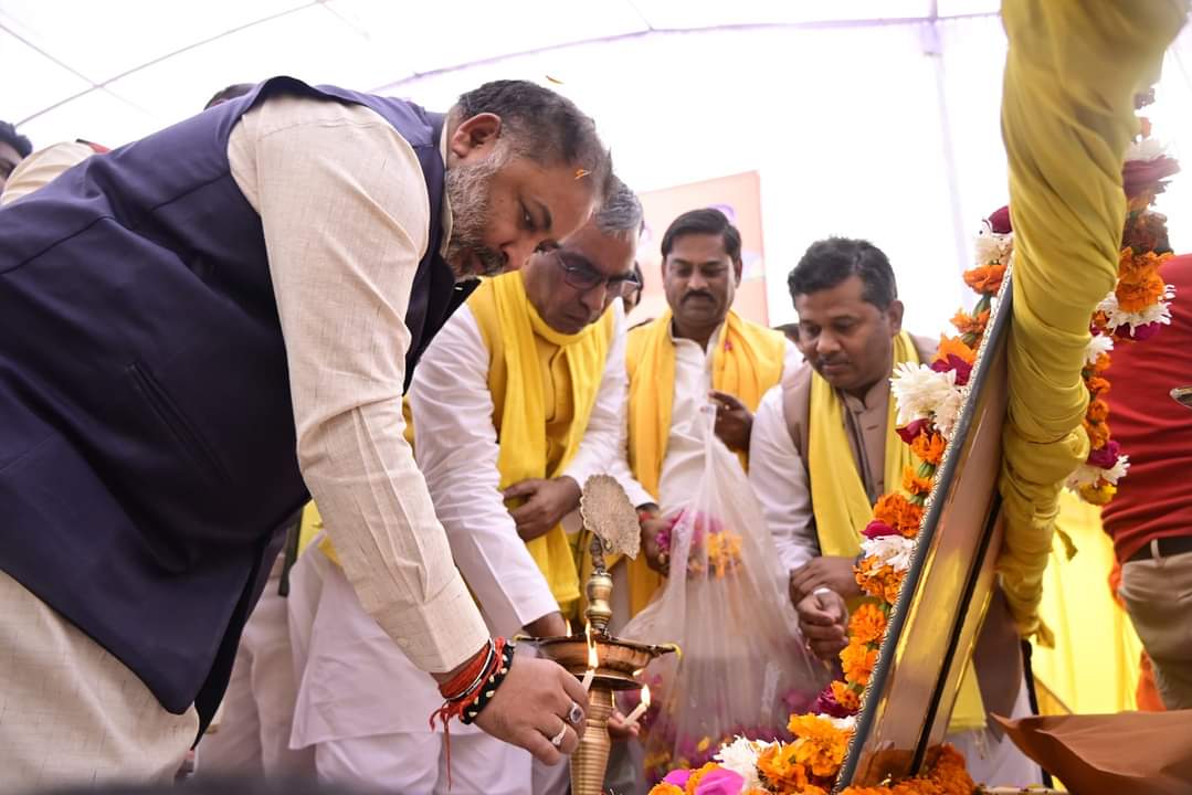ओपी राजभर ने अखिलेश पर बोला करारा हमला,कहा शंकर भगवान का पुजारी हूं,मन से श्राप दे दूंगा तो पीलिया हो जायेगी