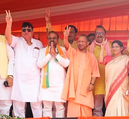 सांसद का यलगार , बीजेपी में तीखी तकरार , बड़े नेता की खामोशी मतलब तूफान हो रहा तैयार