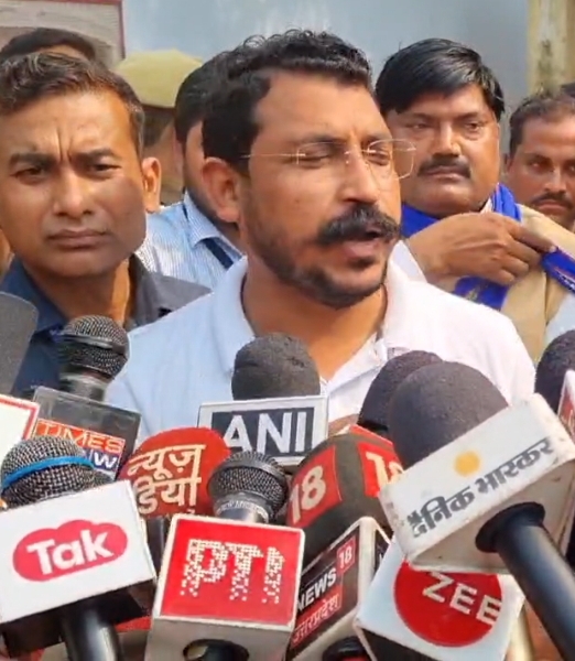 आज़म खान के बेटे से मिलने जेल पहुंचे चन्द्रशेखर रावण , ये रिश्ता क्या कहलाता है ? दिया जबाब