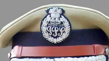 UP: IPS घूसकांड में तत्कालीन पुलिस कमिश्नर साइड लाइन
