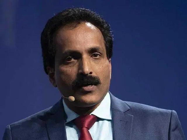 New Delhi: ISRO प्रमुख ने लिखी आत्मकथा, लोगों को अपने सपनों का पीछा करने के लिए प्रेरित करना चाहते हैं