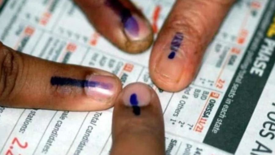 छठे चरण में 27 फीसदी प्रत्याशी हैं दागी संपत्ति और आपराधिक मामलों में एसपी प्रत्याशी हैं आगे