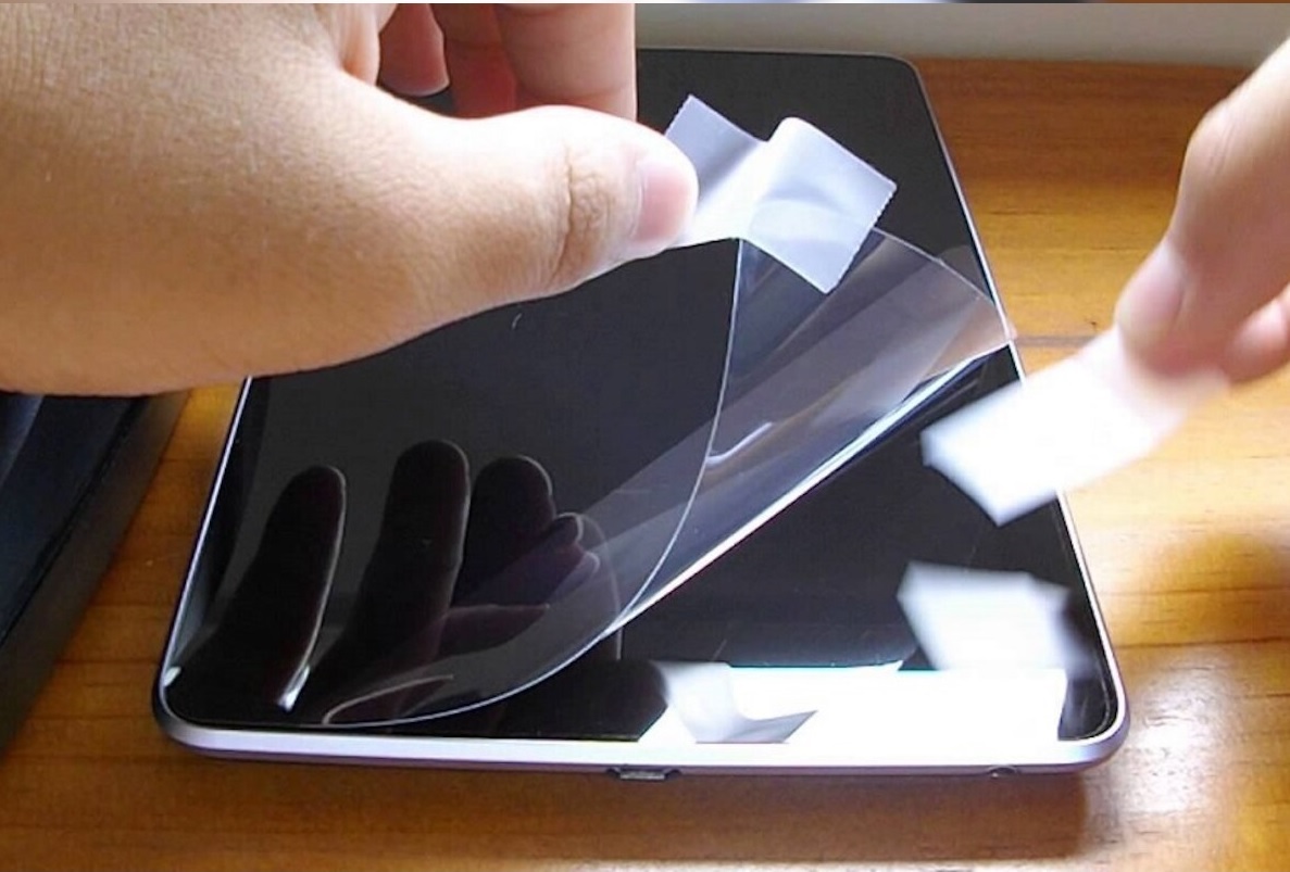 फोन स्क्रीन पर आए जिद्दी निशान को क्लीन कर देगा कुकिंग ऑयल