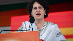 प्रियंका गांधी के नेतृत्व में यूपी कांग्रेस में बड़े फेरबदल की तैयारी