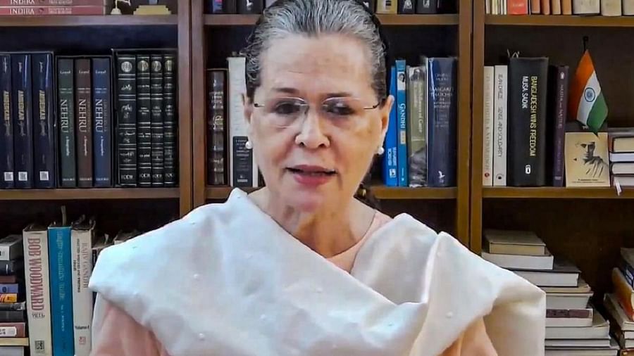 : कांग्रेस के स्टार प्रचारकों की लिस्ट से सोनिया गांधी का नाम गायब रायबरेली में नहीं करेंगी प्रचार?