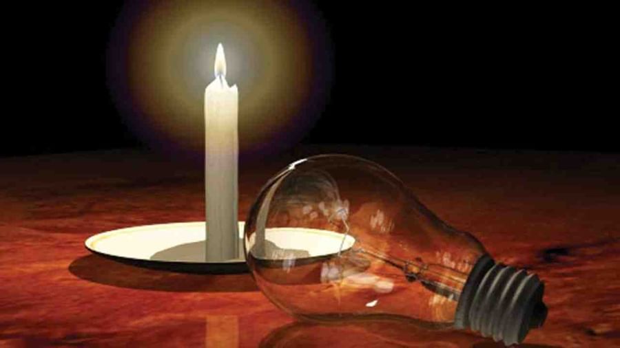 उन्नाव के 35 गांव अंधेरे के साए में 24 घंटे से बत्ती गुल ग्रामीणों में बिजली विभाग को लेकर आक्रोश