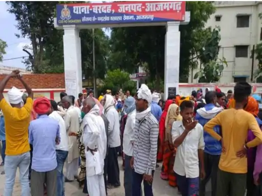 आजमगढ़ में सड़क हादसे में मां-बेटे की मौत