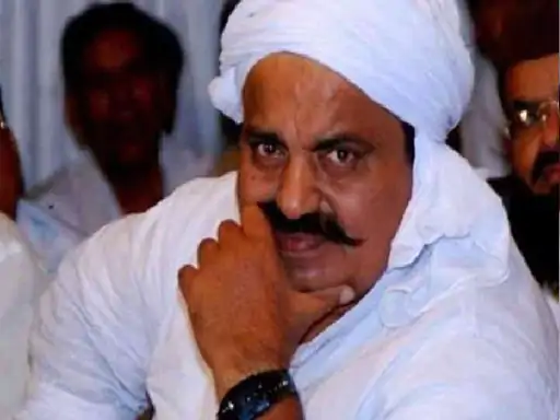 माफिया अतीक के गुर्गों ने मांगी 20 लाख की रंगदारी