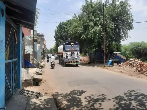 धूप से बढ़ा तापमान उमस के साथ बढ़ी गर्मी 37.4 डिग्री पहुंचा तापमान