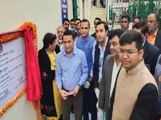 ग्रीनपार्क में नहीं शुरू हुआ लिफ्ट का काम 2016 में लिटिल मास्टर ने की थी शिकायत 6 महीने पहले हुआ था भूमि पूजन