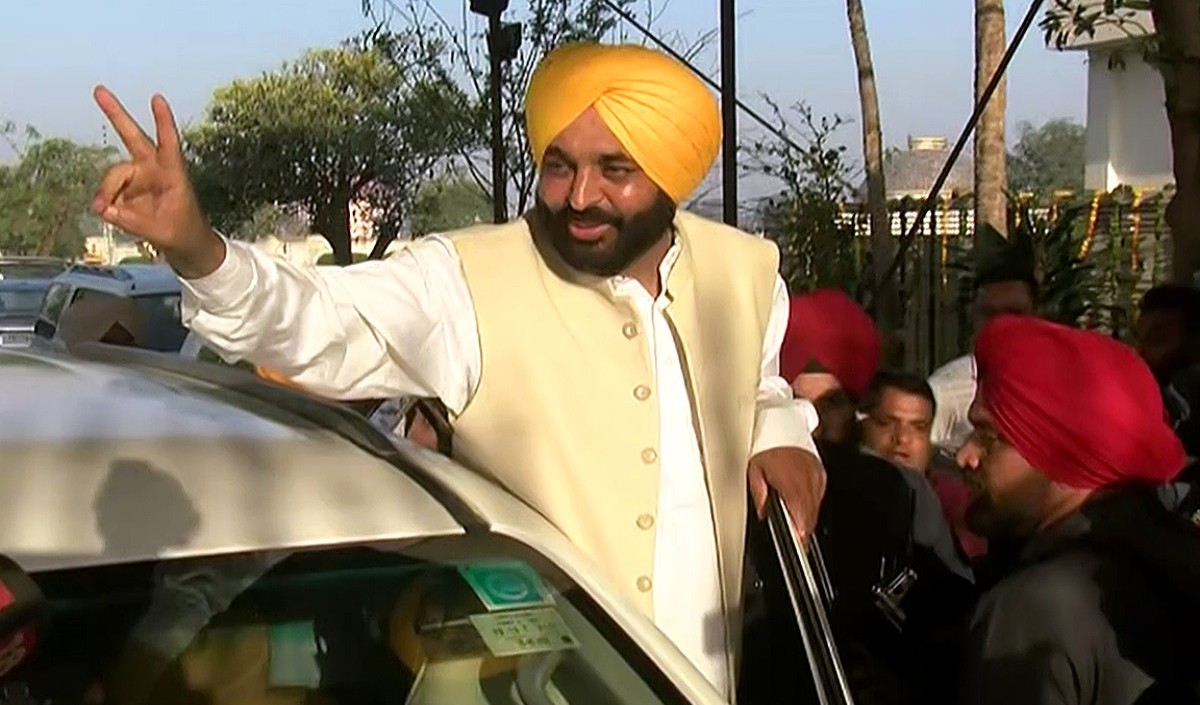 पंजाब में सभी का सूपड़ा साफ करके चुनाव में विजय हालिस करने वाली आप आज पेश करेगी सरकार बनाने का दावा