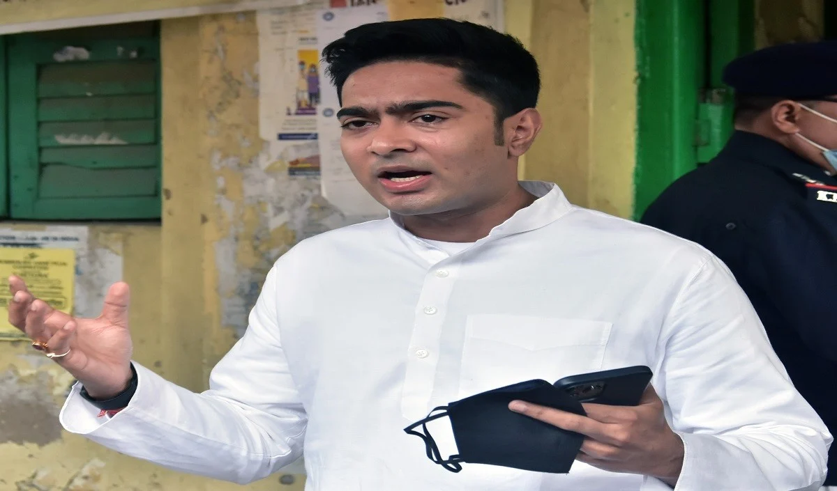 कोयला घोटाला मामला: अभिषेक बनर्जी की पत्नी रुजिरा बनर्जी के खिलाफ जमानती वारंट जारी