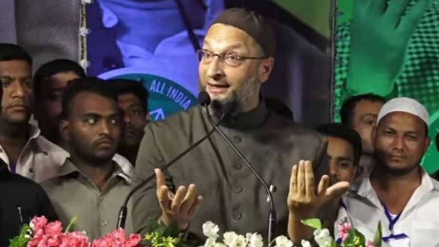 ओवैसी की AIMIM यूपी चुनावों के लिए बनाएगी 5 दलों का गठबंधन अखिलेश ने भी बनाया प्लान