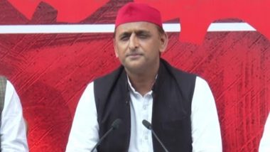 Akhilesh Yadav: CM योगी आदित्यनाथ ध्यान भटकाने के लिए तमंचे की बात कर रहे हैं