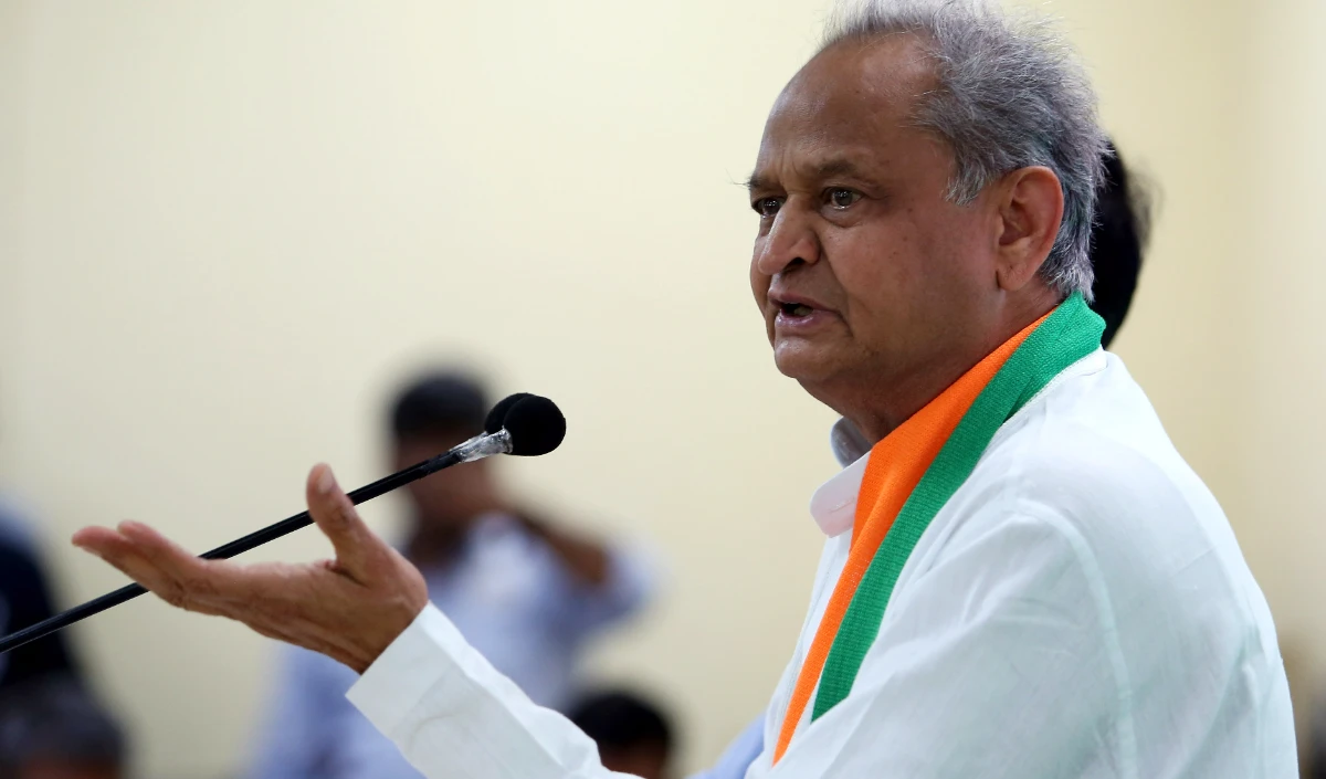 प्रधानमंत्री की कई योजनाएं रेवड़ी कल्चर की श्रेणी में आती हैं : अशोक गहलोत