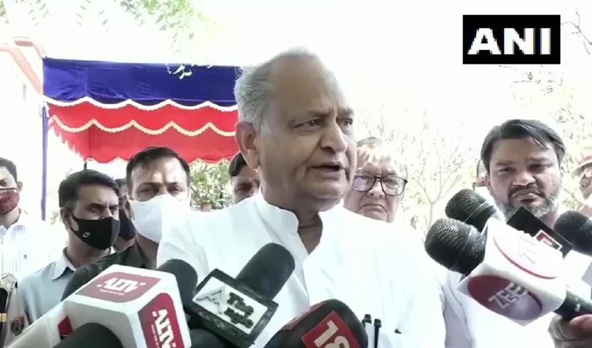 करौली हिंसा पर बोले मुख्यमंत्री गहलोत PM मोदी देश में शांति स्थापित करने की करें अपील