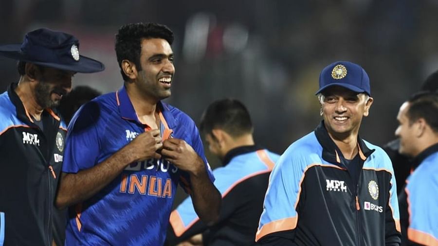 IND vs NZ: राहुल द्रविड़ की कोचिंग पर अश्विन का खरा जवाब- बोले- अभी कुछ भी कहना जल्दबाजी है