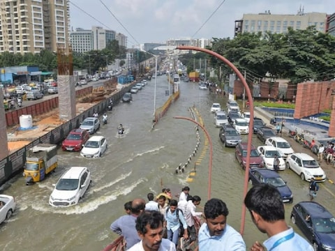 आखिर क्यों हर साल बारिश में डूब जाता है बेंगलुरु क्या महानगर पालिका है जिम्मेदार