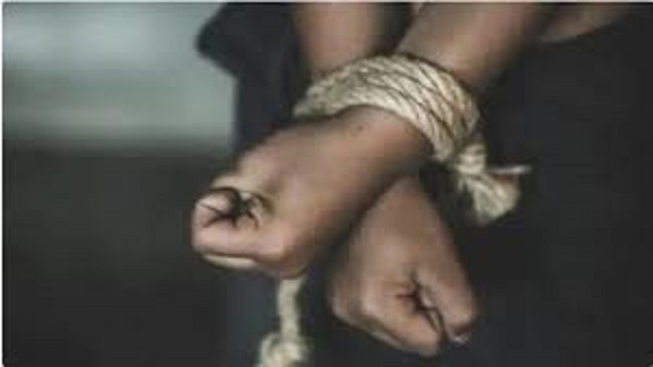 Bahraich: अपहृत एक ही परिवार की दो नाबालिग लड़कियां बरामद, दो आरोपी गिरफ्तार