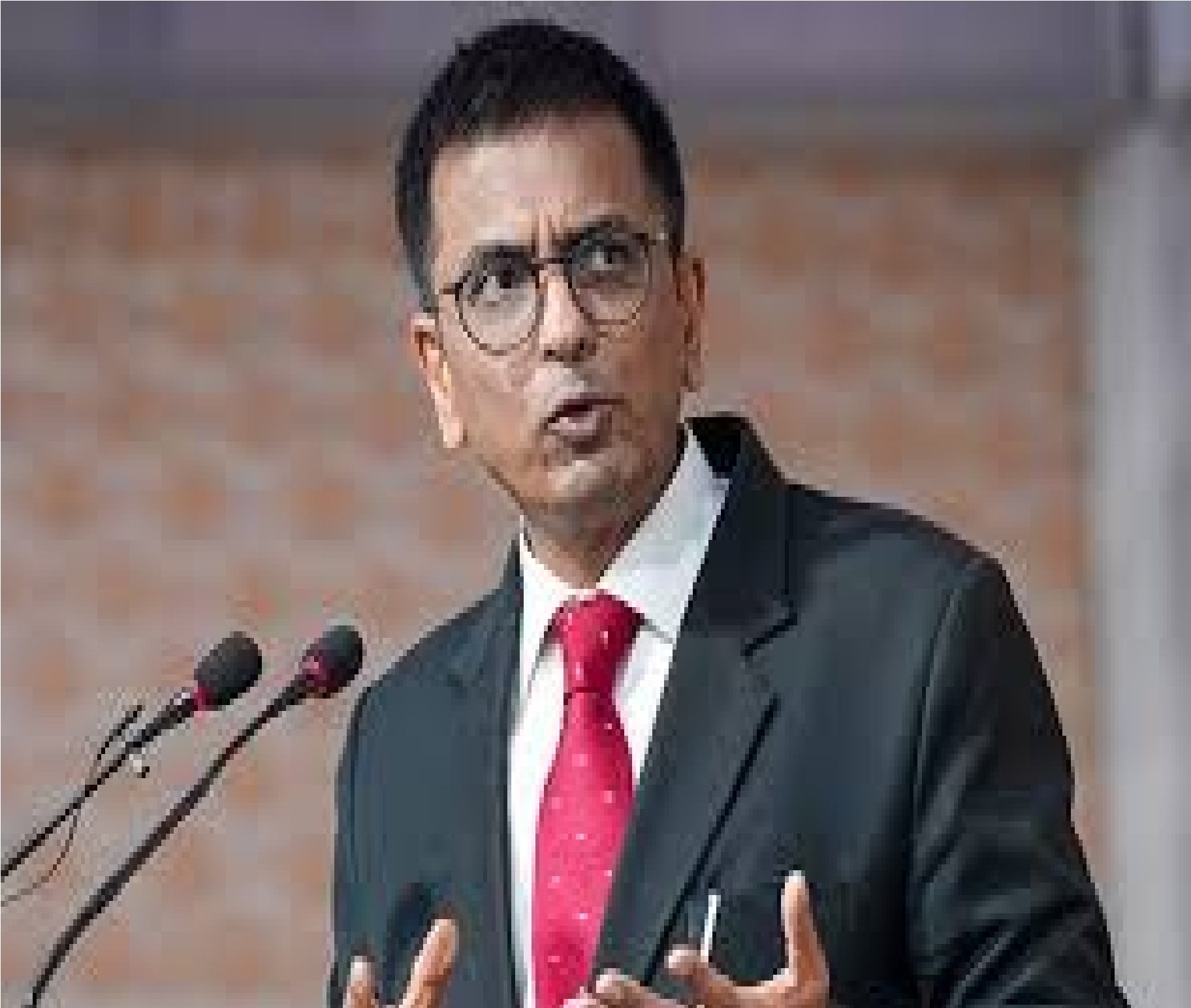 CJI चंद्रचूड़ को लेकर सोशल मीडिया पर फर्जी खबरें फैलाने का आरोप, पुलिस ने लिया एक्शन