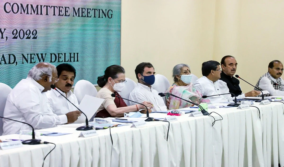 कांग्रेस एक व्यक्ति एक पद के का फॉर्मूला कर सकता है लागू चिंतन शिविर में होगा अंतिम फैसला