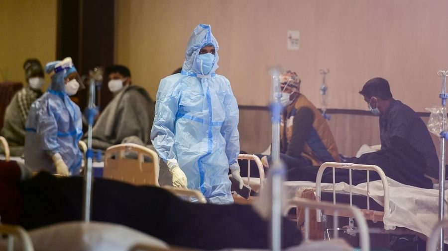 लखनऊ में कोरोना का कहर एक ही दिन में 3600 से ज्यादा नए मामले संक्रमण से दो की मौत