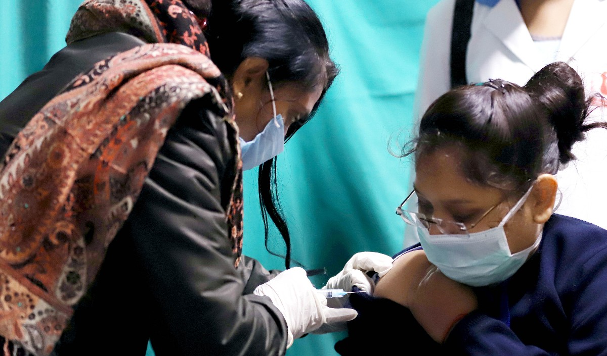 भारत में 24 घंटे में कोरोना के 3614 नए मामले 34 महीनों बाद पहली बार एक दिन में इतने कम केस