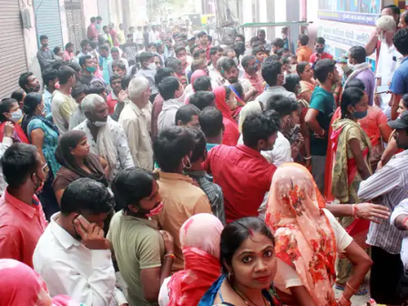 कोरोना देश में:24 घंटे में 43,068 नए केस मिले  मंगलवार को रिकॉर्ड 1.25 करोड़ का वैक्सीनेशन हुआ