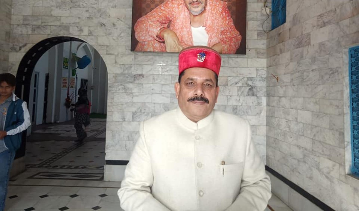 जयराम सरकार का बजट मात्र घोषणाओं का पिटारा है जिसमें दूरदर्शिता का अभाव है--दीपक शर्मा