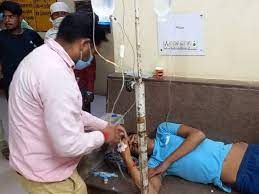 फिरोजाबाद.डेंगू से 24 घंटे में 10 और मौतें बुखार से मरने वालों का आंकड़ा 153 हुआ
