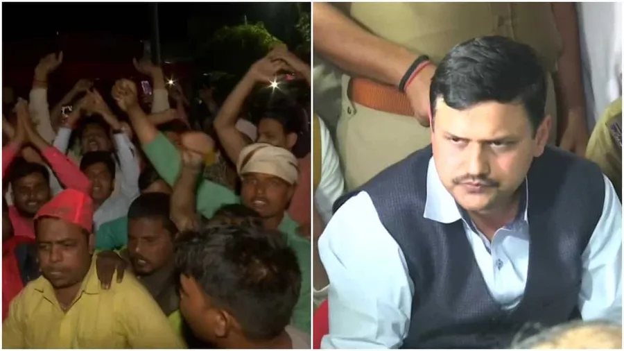  अखिलेश के आरोप के बाद EVM को लेकर चढ़ा सियासी पारा स्ट्रांग रूम के बाहर धरने पर बैठे SP कार्यकर्ता वाराणसी DM ने दी सफाई