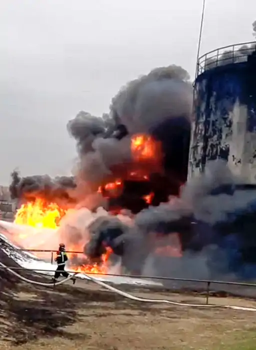 37 दिन की जंग में पहली बार यूक्रेन ने रूस में घुसकर किया हमला इमरान बोले- भारत खुद्दार कौम उसकी दुनिया में इज्जत