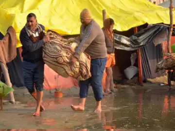 माघ मेले में संगम की रेती पर गंगद्वीप को जबरन बसाने पर खर्च हो गए 5 करोड़ रुपए अब भुगतान में पेच