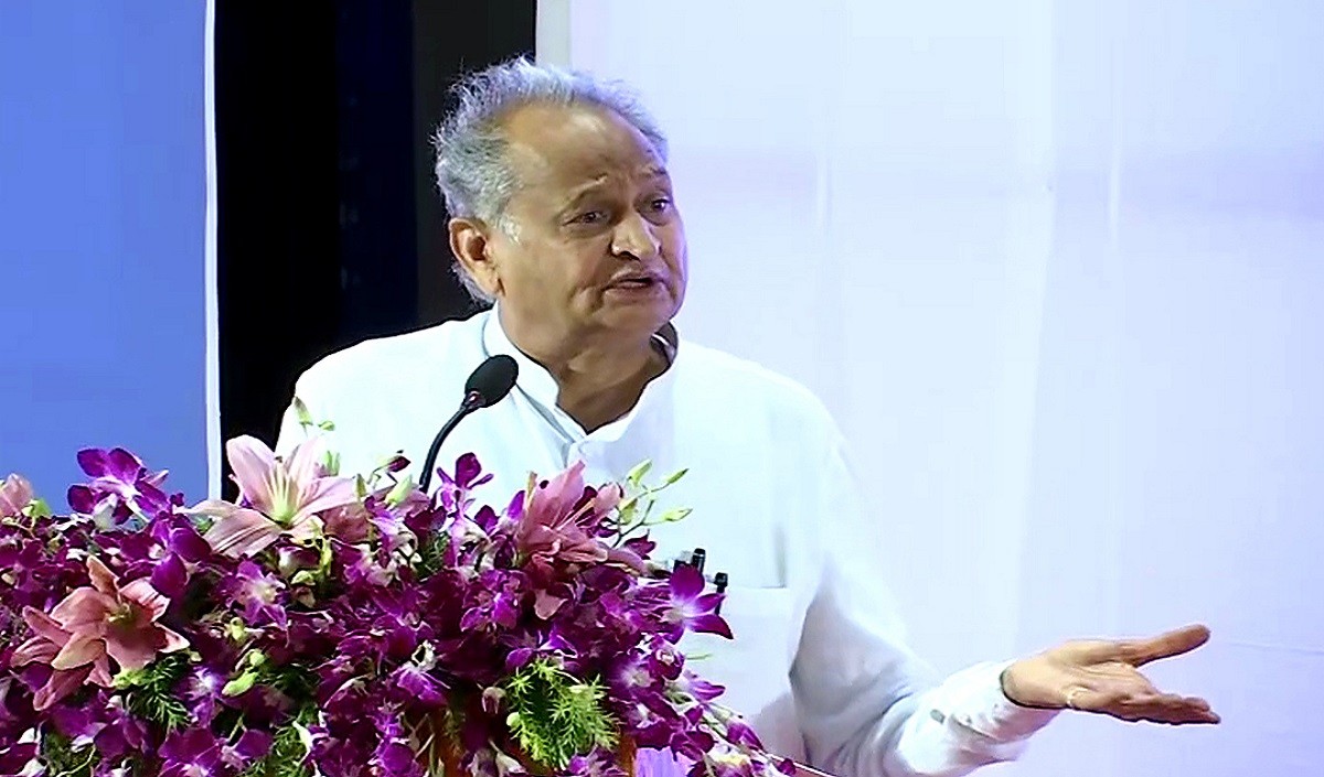 खराब मौसम के चलते गहलोत का गुजरात दौरा टला अब बुधवार को जाएंगे