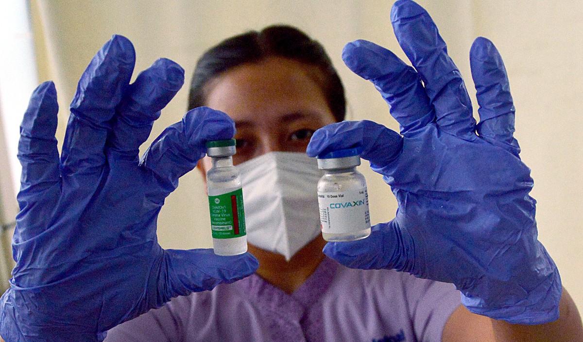 कोविशील्ड के टीके का चमत्कार बिस्तर पर पड़ा व्यक्ति चलने फिरने लगा 5 साल पहले हुआ था सड़क दुर्घटना का शिकार