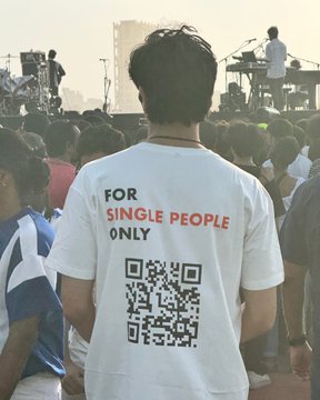New Delhi: गर्लफ्रेंड खोजने का नया तरीका, टेक्नोलॉजी का किया भरपूर इस्तेमाल, लोग बोले- शाबाश बेटा