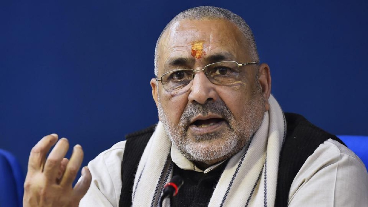 New Delhi: ओवैसी में घुस गई जिन्ना की आत्मा, संसद में घुसपैठ पर गिरिराज ने कहा- आतंकवादियों का धर्म कोई मायने नहीं रखता