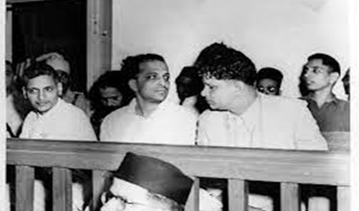 गोडसे की विचारधारा हावी हो रही है नफरत का ज़हर फैल रहा है: महात्मा गांधी के पड़पोते