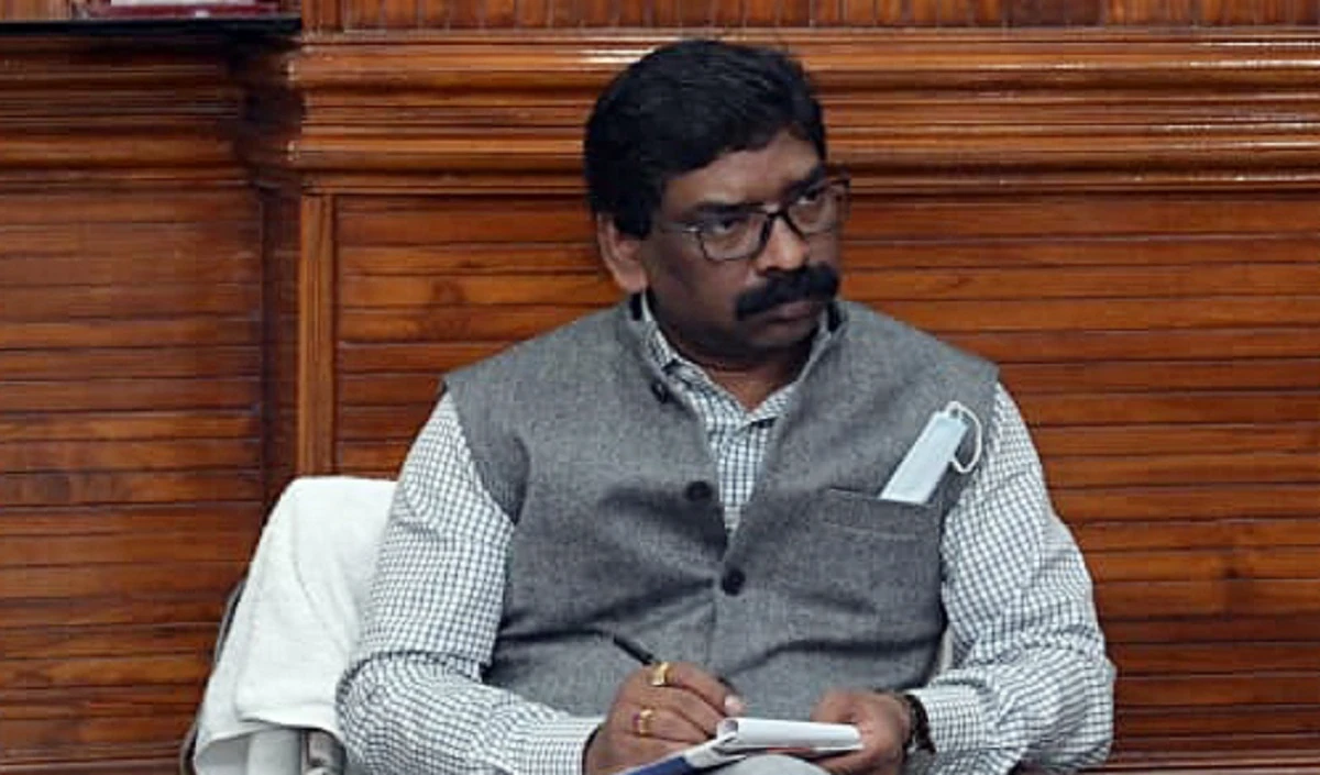 निर्वाचन आयोग ने हेमंत सोरेन को ठहराया अयोग्य EC के मंतव्य पर राज्यपाल करेंगे फैसला: सूत्र