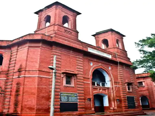 लखनऊ के एडेड स्कूल पर कब्जा कर खोला नया स्कूल