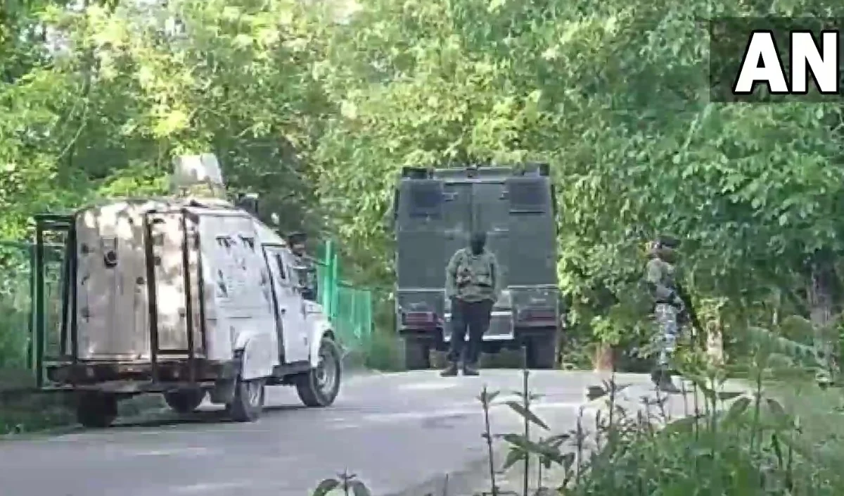 जम्मू-कश्मीर: आतंकवाद के वित्त पोषण मामले में 12 ठिकानों पर की गई छापेमारी