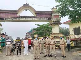 SSB ने हटाई पाबंदी, आज से नेपाल की करिए सैर:18 महीने बाद शर्तों के साथ महाराजगंज से नेपाल जाने की मिली अनुमति,