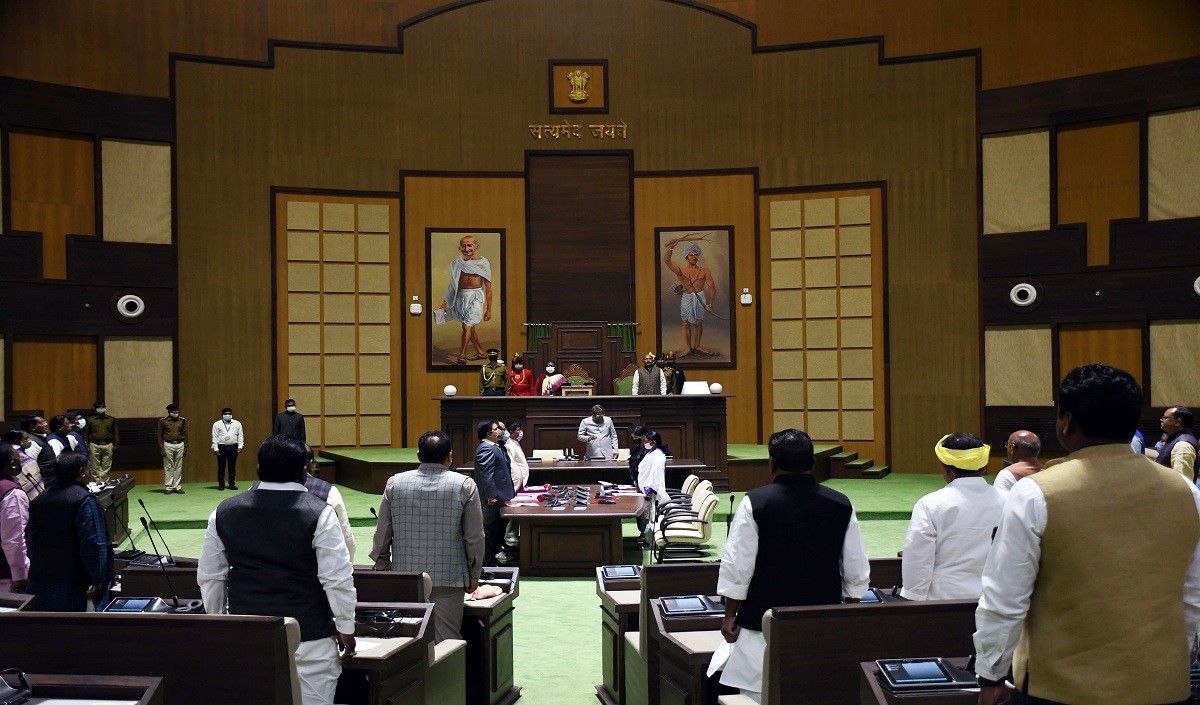 झारखंड विधानसभा की कार्यवाही अनिश्चित काल के लिए स्थगित