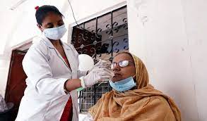 काफी दिनों बाद एक दिन में 30 हजार से कम मामले आए सामने 338 मरीजों ने तोड़ा दम