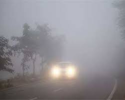 प्रकोप एटा में भीषड़ शीत लहर का:जरूरतमंदों के लिए अलाव नहीं जल रहे, तापमान 7 डिग्री सेलसियस