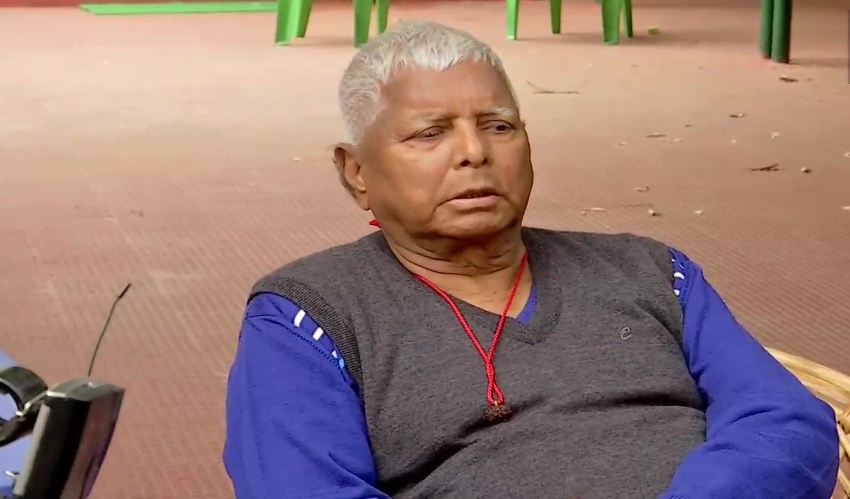  लालू यादव को बड़ा झटका चारा घोटाला केस में सुनाई गई 5 साल की सजा