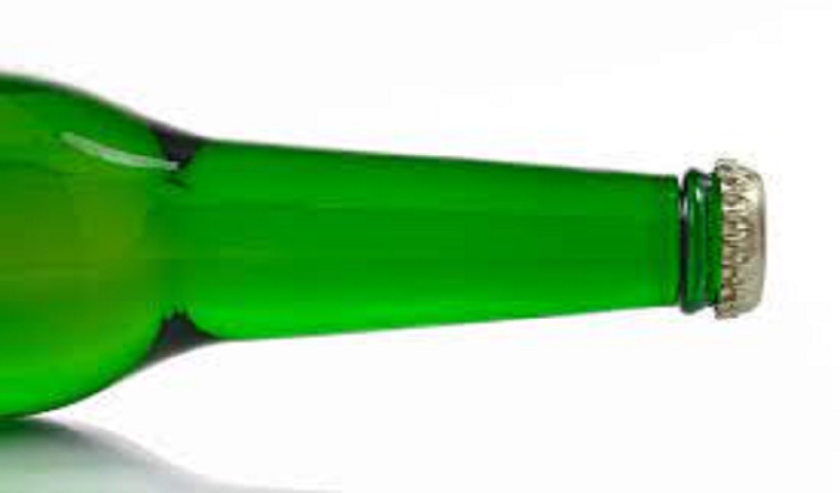 गुजरात में ज़हरीली शराब से जान गंवाने वालों की संख्या बढ़कर 42 हुई अब तक 15 गिरफ्तार