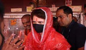 रायबरेली पहुंचकर प्रियंका ने बजरंगबली का लिया आर्शीवाद
