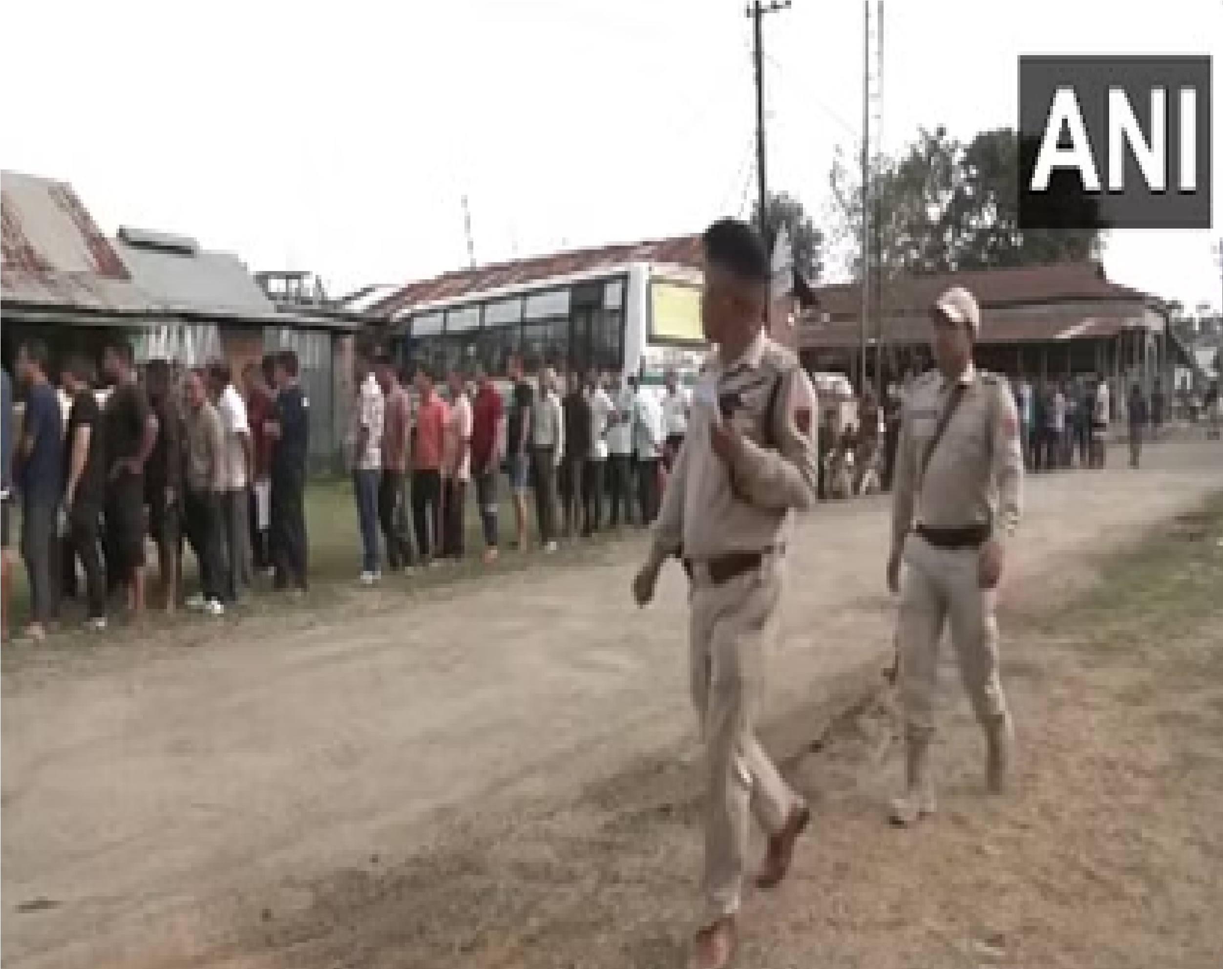 Manipur में 48 घंटे के बंद का आह्वान, गिरफ्तार किए गए पांच युवकों की रिहाई की मांग